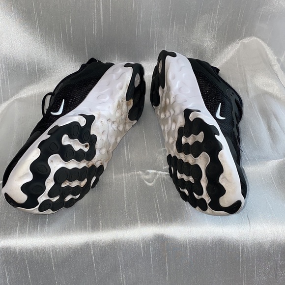 COPY - Nike Boys Renew (3) Tennis - Picture 3 of 7